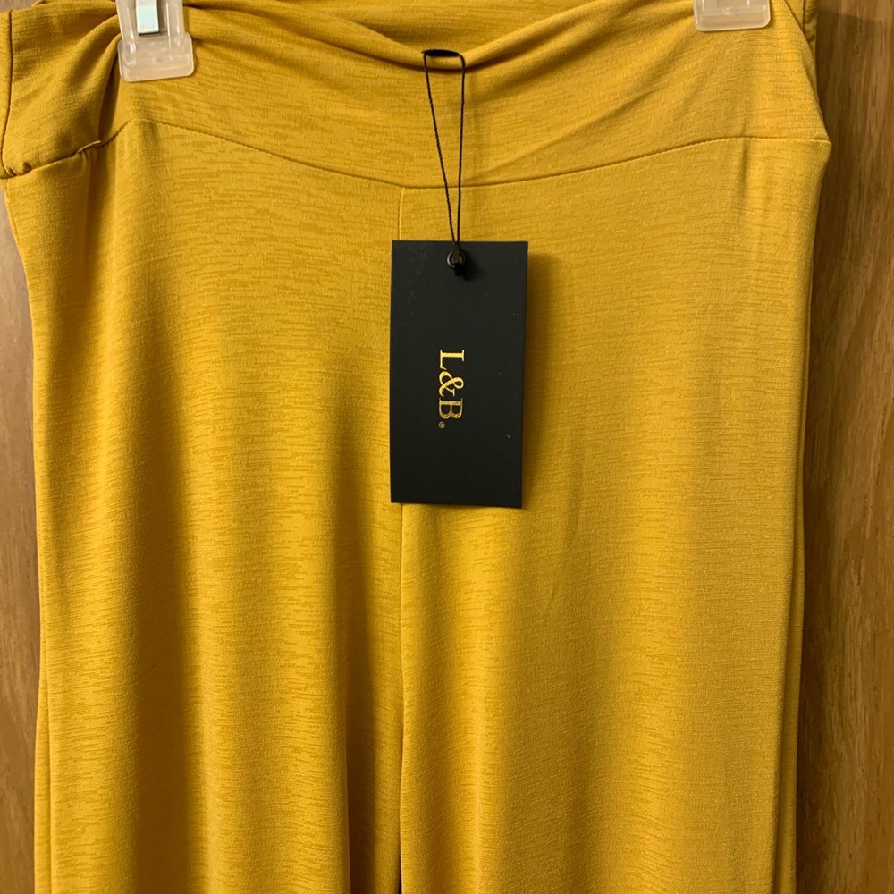 L&B Medium yellow aztec flare leg pants - Picture 4 of 8